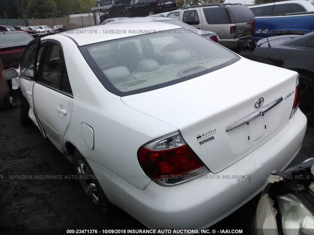 4T1BE32K76U716577 - 2006 TOYOTA CAMRY LE/XLE/SE WHITE photo 3