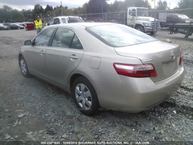 4T1BE46K47U623971 - 2007 TOYOTA CAMRY CE/LE/XLE/SE GOLD photo 3