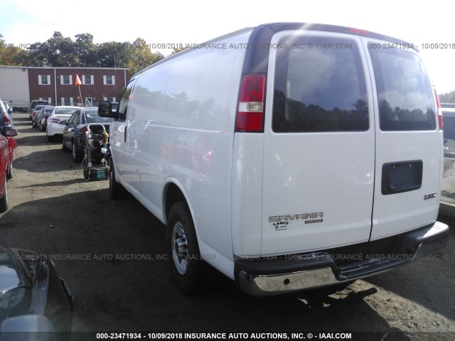 1GTW7FCA6E1175237 - 2014 GMC SAVANA G2500 WHITE photo 3