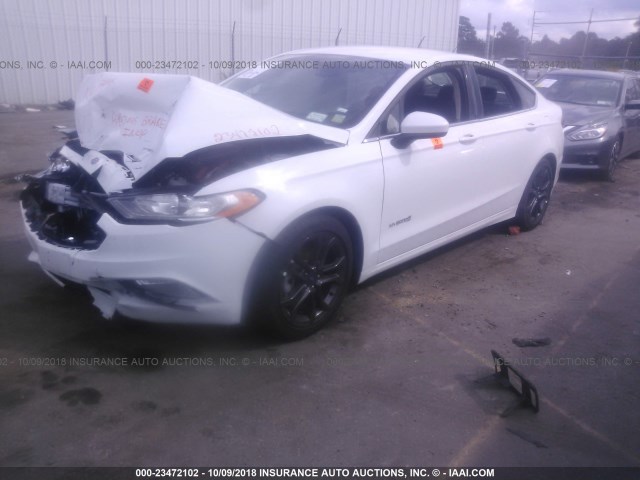 3FA6P0LU8JR248802 - 2018 FORD FUSION SE HYBRID WHITE photo 2