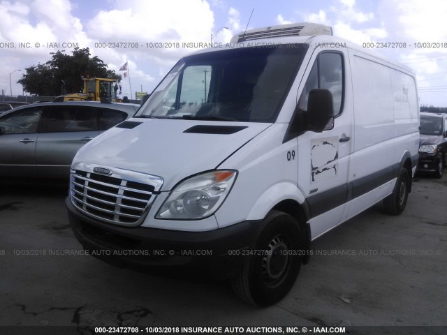 WDYPE746575173487 - 2007 FREIGHTLINER Sprinter 2500 WHITE photo 2
