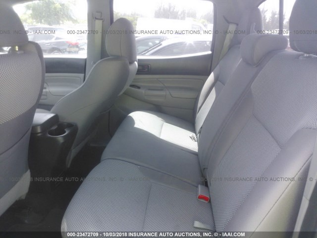 5TFLU4EN9EX101257 - 2014 TOYOTA TACOMA DOUBLE CAB ნაცრისფერი ფოტო 8