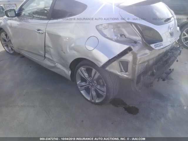 KMHTC6AD1CU026172 - 2012 HYUNDAI VELOSTER SILVER photo 6