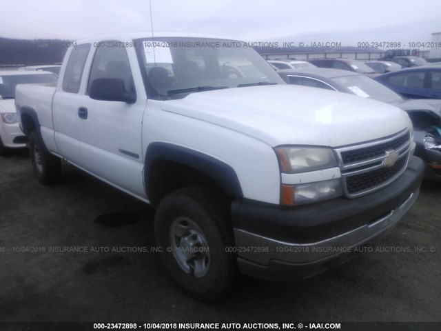 1GCHK29U86E225938 - 2006 CHEVROLET SILVERADO K2500 HEAVY DUTY Білий фото 1