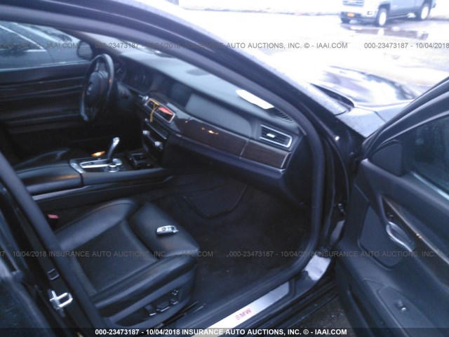 WBAKA83549CY33353 - 2009 BMW 750 I BLACK photo 5