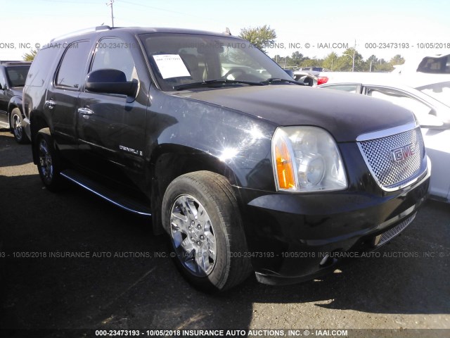 1GKFK63837J184822 - 2007 GMC YUKON DENALI BLACK photo 1