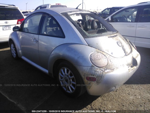 3VWBS21C81M418549 - 2001 VOLKSWAGEN NEW BEETLE GL 银色 照片 3