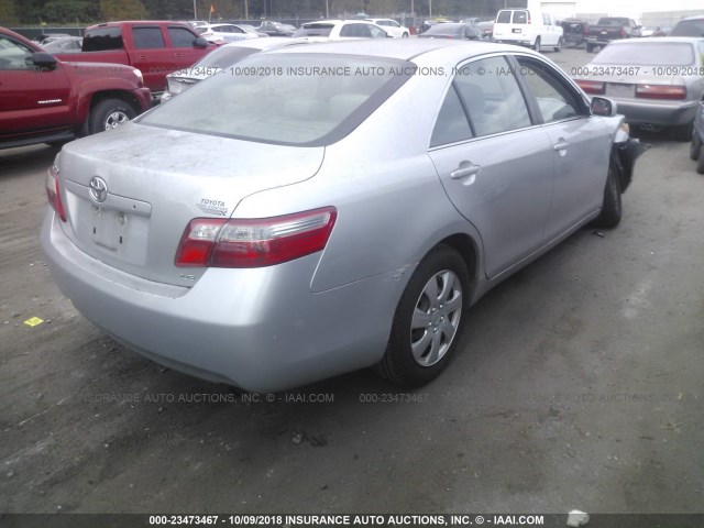4T1BE46K07U165104 - 2007 TOYOTA CAMRY NEW GENERAT CE/LE/XLE/SE SILVER photo 4