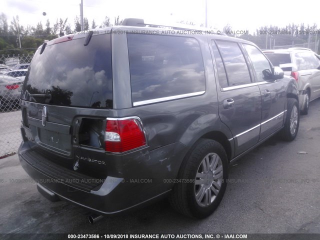 5LMJJ2H53DEL06379 - 2013 LINCOLN NAVIGATOR 灰色 照片 4