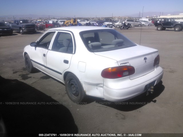 1Y1SK5283WZ420306 - 1998 CHEVROLET GEO PRIZM LSI WHITE photo 3