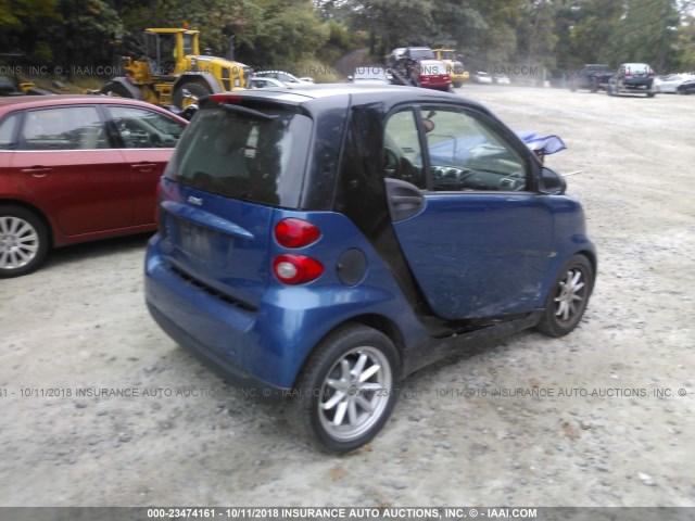 WMEEJ31X08K167444 - 2008 SMART FORTWO PURE/PASSION BLUE photo 4