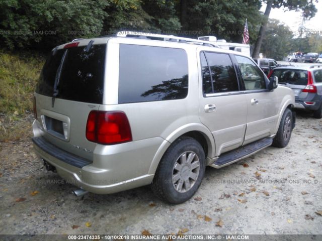 5LMFU28R24LJ18321 - 2004 LINCOLN NAVIGATOR TAN photo 4