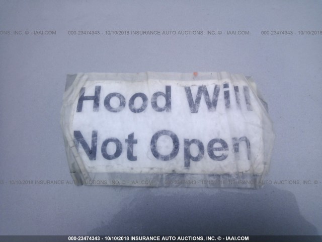 KL1TD666X8B204540 - 2008 CHEVROLET AVEO LS GRAY photo 10