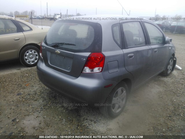 KL1TD666X8B204540 - 2008 CHEVROLET AVEO LS GRAY photo 4