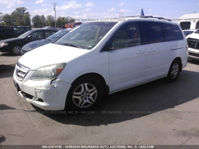 5FNRL38765B020957 - 2005 HONDA ODYSSEY EXL WHITE photo 2