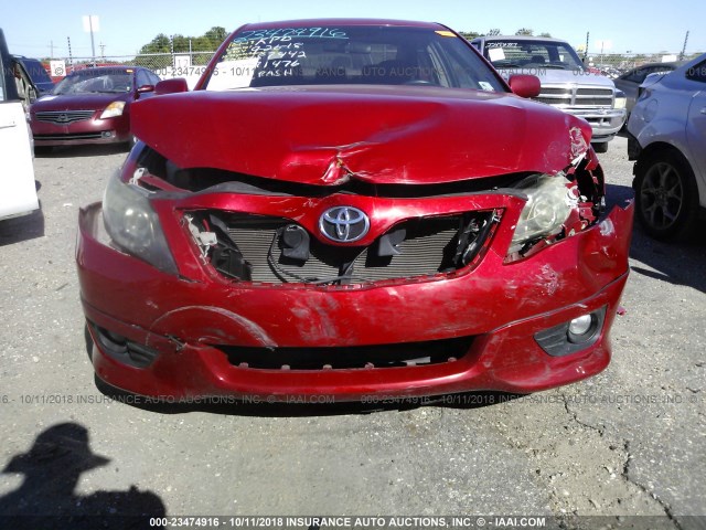 4T1BF3EK5AU071476 - 2010 TOYOTA CAMRY SE/LE/XLE წითელი ფოტო 6