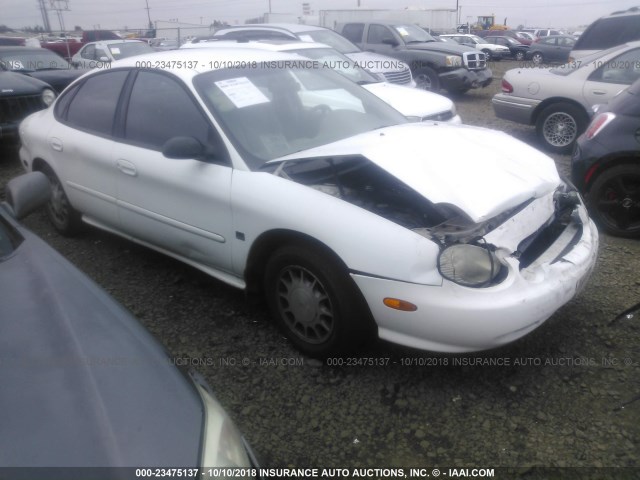 1FAFP53S2WA272509 - 1998 FORD TAURUS SE COMFORT WHITE photo 1