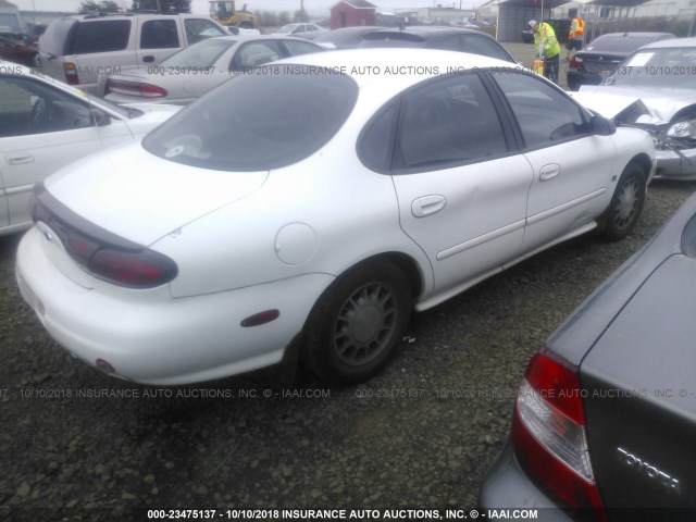 1FAFP53S2WA272509 - 1998 FORD TAURUS SE COMFORT WHITE photo 4