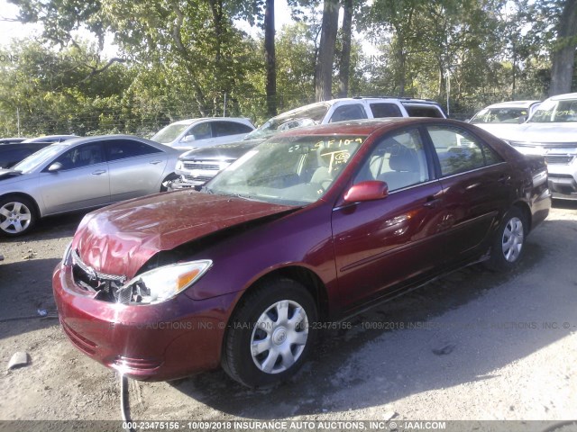 4T1BE32K82U063137 - 2002 TOYOTA CAMRY LE/XLE/SE RED photo 2