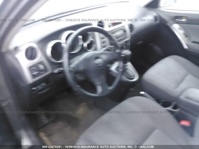 2T1KR32EX5C477606 - 2005 TOYOTA COROLLA MATRIX XR GRAY photo 5