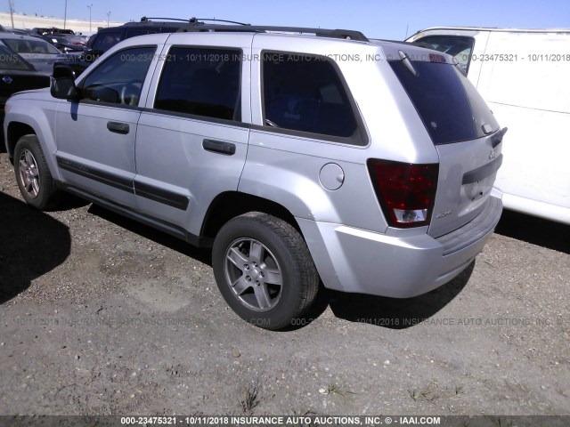 1J4GR48K05C565222 - 2005 JEEP GRAND CHEROKEE LAREDO/COLUMBIA/FREEDOM 银色 照片 3