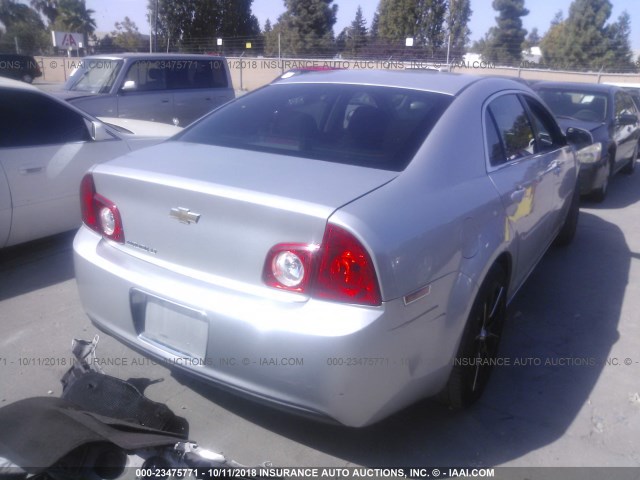 1G1ZC5E17BF137975 - 2011 CHEVROLET MALIBU 1LT SILVER photo 4