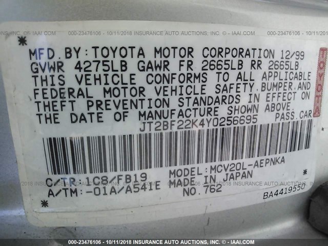 JT2BF22K4Y0256695 - 2000 TOYOTA CAMRY CE/LE/XLE 银色 照片 9
