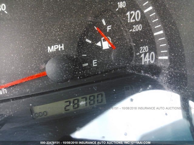 4T1BE32KX4U933649 - 2004 TOYOTA CAMRY LE/XLE/SE 银色 照片 7