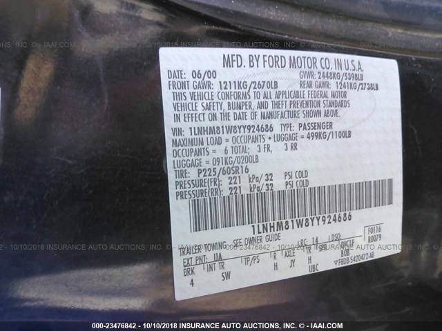 1LNHM81W8YY924686 - 2000 LINCOLN TOWN CAR EXECUTIVE BLACK photo 9