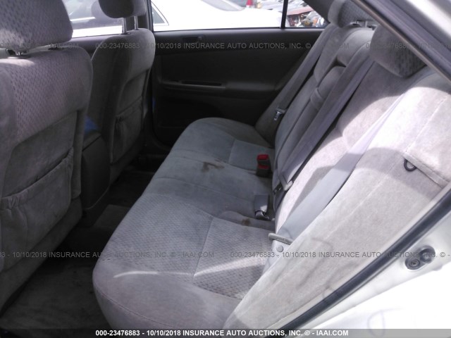 4T1BE32K94U816306 - 2004 TOYOTA CAMRY LE/XLE/SE SILVER photo 8