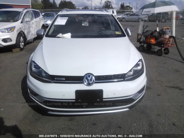 3VWH17AU7HM507025 - 2017 VOLKSWAGEN Golf Alltrack S/SE/SEL 白色 照片 6