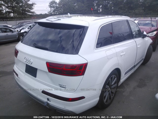 WA1VAAF74HD017735 - 2017 AUDI Q7 PRESTIGE WHITE photo 4