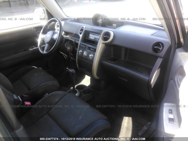 JTLKT324864063936 - 2006 TOYOTA SCION XB შავი ფოტო 5