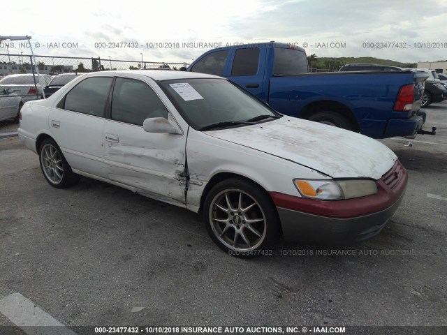 4T1BG22KXVU184017 - 1997 TOYOTA CAMRY CE/LE/XLE 白色 照片 1