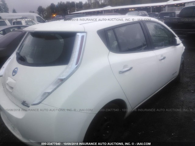 1N4AZ0CP3DC425290 - 2013 NISSAN LEAF S/SV/SL WHITE photo 4