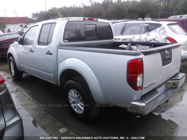 1N6AD0ER2JN738996 - 2018 NISSAN FRONTIER S/SV/SL/PRO-4X SILVER photo 3