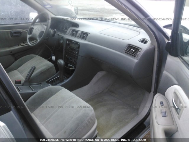 JT2BG22K910549916 - 2001 TOYOTA CAMRY CE/LE/XLE 灰色 照片 5
