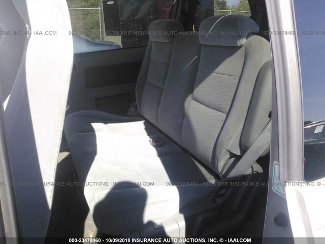 2FMZA51604BB08591 - 2004 FORD FREESTAR SE SILVER photo 8