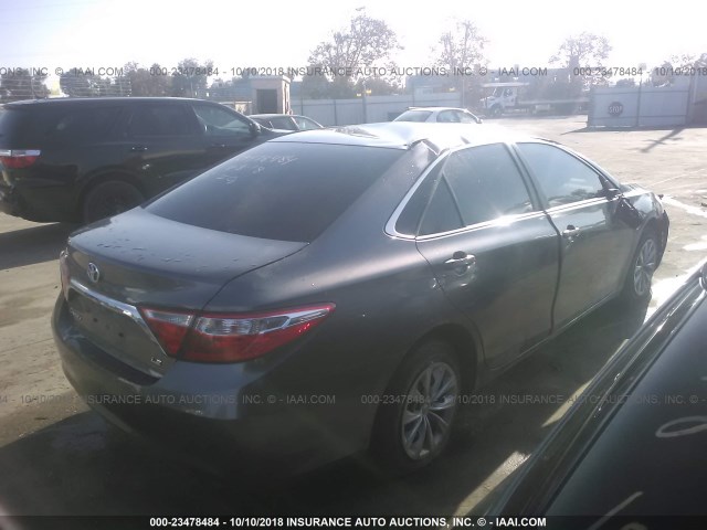 4T1BF1FK1GU132690 - 2016 TOYOTA CAMRY LE/XLE/SE/XSE 灰色 照片 4