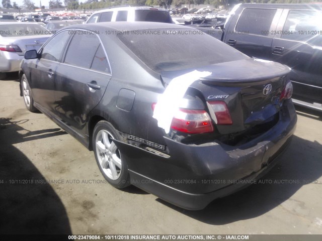 4T1BK46K77U539619 - 2007 TOYOTA CAMRY NEW GENERAT LE/XLE/SE GRAY photo 3