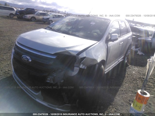 2FMDK4AK4DBC97440 - 2013 FORD EDGE SPORT SILVER photo 2