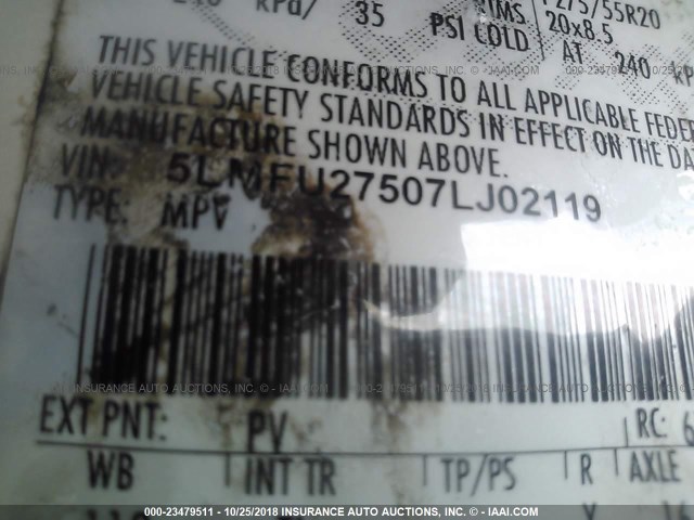 5LMFU27507LJ02119 - 2007 LINCOLN NAVIGATOR Biały zdjęcie 9