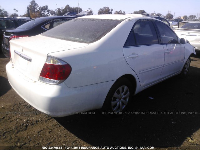 4T1BE32KX5U429510 - 2005 TOYOTA CAMRY LE/XLE/SE WHITE photo 4