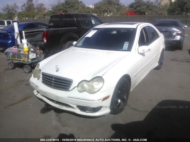 WDBRF52H56F745871 - 2006 MERCEDES-BENZ C GENERATION 2006 230 WHITE photo 2