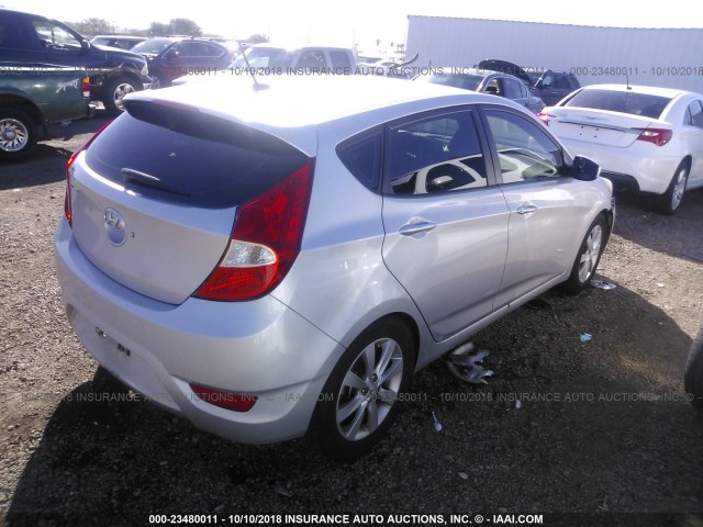 KMHCU5AE0CU027135 - 2012 HYUNDAI ACCENT GLS/GS/SE SILVER photo 4