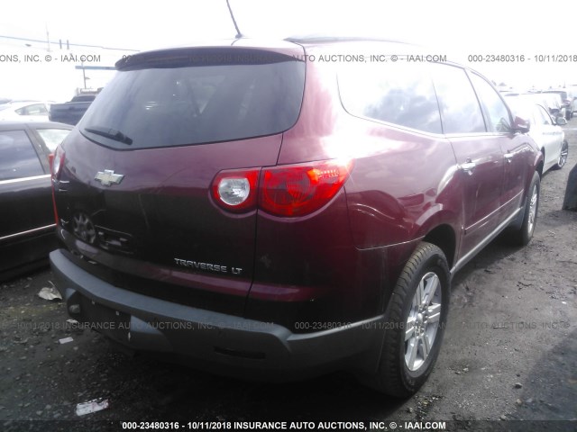 1GNLVFED3AJ205070 - 2010 CHEVROLET TRAVERSE LT RED photo 4