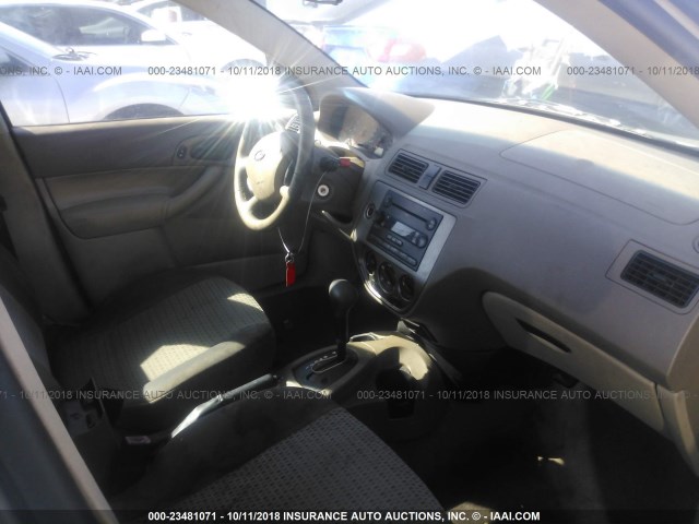 1FAFP34NX7W111424 - 2007 FORD FOCUS ZX4/S/SE/SES ოქროსფერი ფოტო 5