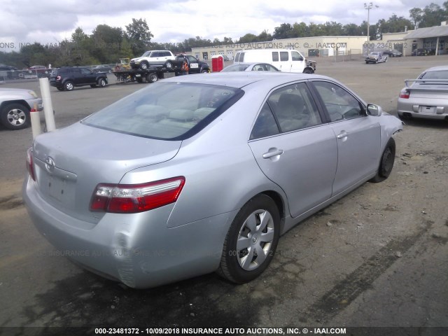 JTNBE46K273124849 - 2007 TOYOTA CAMRY NEW GENERAT CE/LE/XLE/SE SILVER photo 4