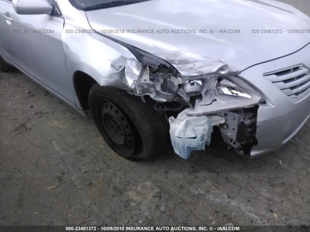 JTNBE46K273124849 - 2007 TOYOTA CAMRY NEW GENERAT CE/LE/XLE/SE SILVER photo 6