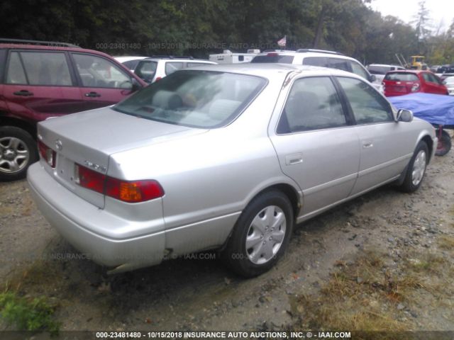 4T1BG22K41U789404 - 2001 TOYOTA CAMRY CE/LE/XLE 银色 照片 4